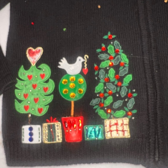 Festive Black Cardigan with Holiday Embroidery - Picture 3 of 4